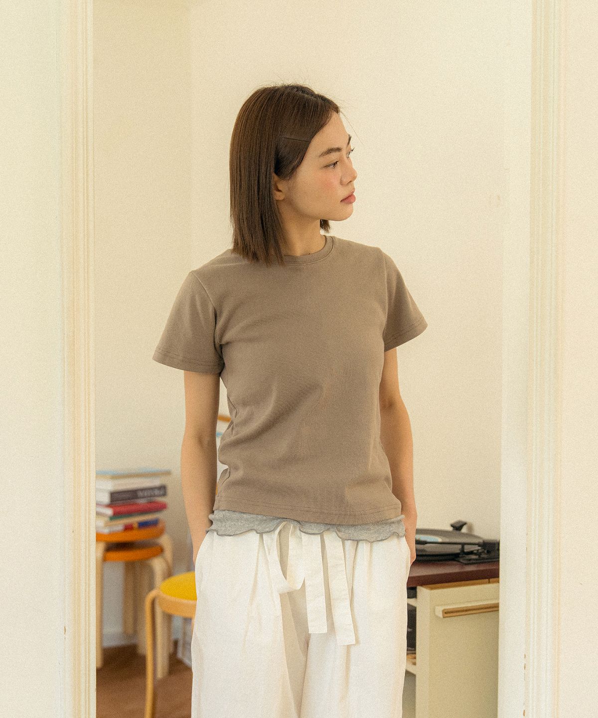 코튼벨(COTTON BELL) 데일리 핏 티셔츠 - Mocha Beige