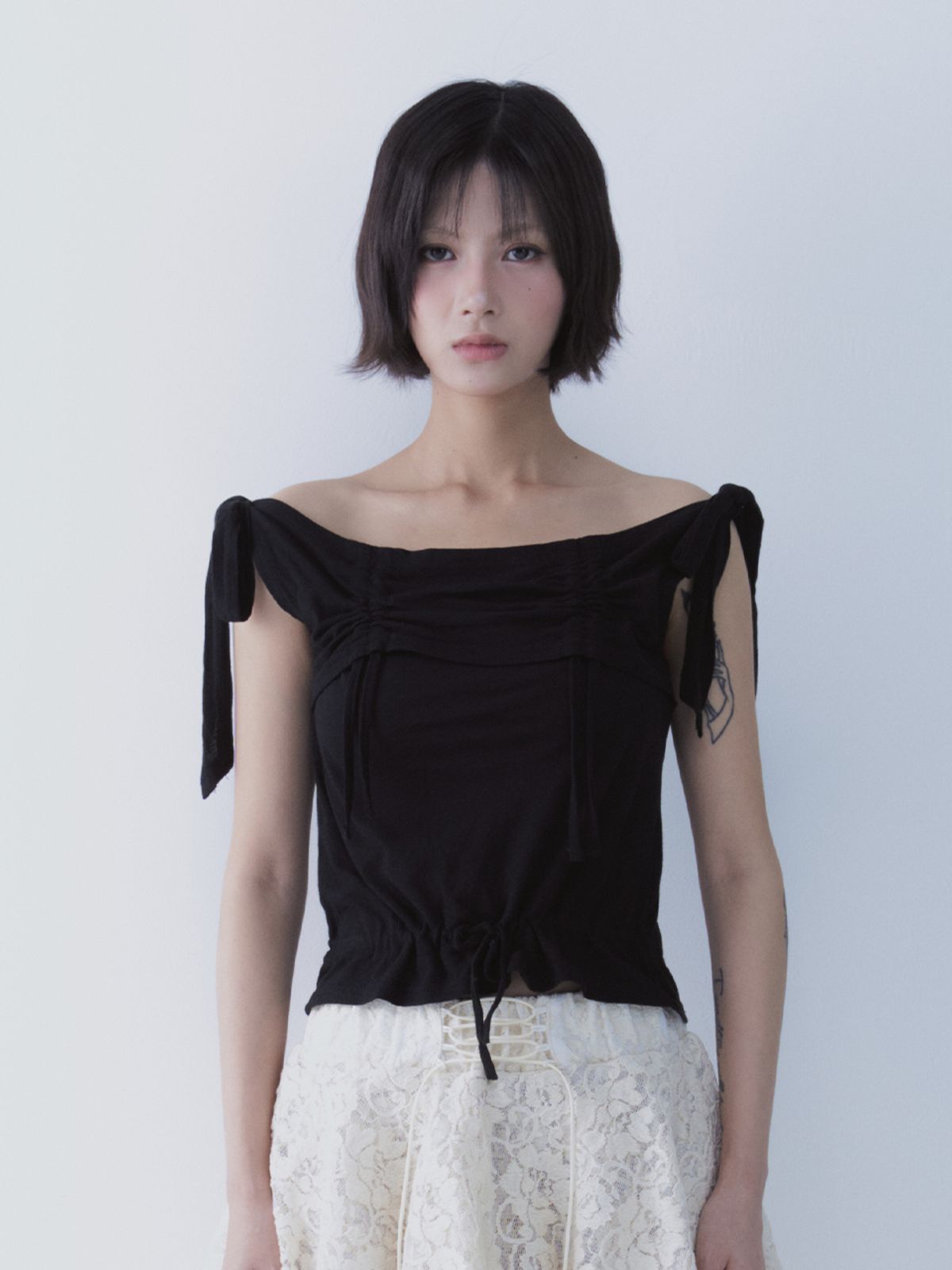 쎄쎄쎄(SETSETSET) RABBIT SHIRRING T-SHIRT BLACK