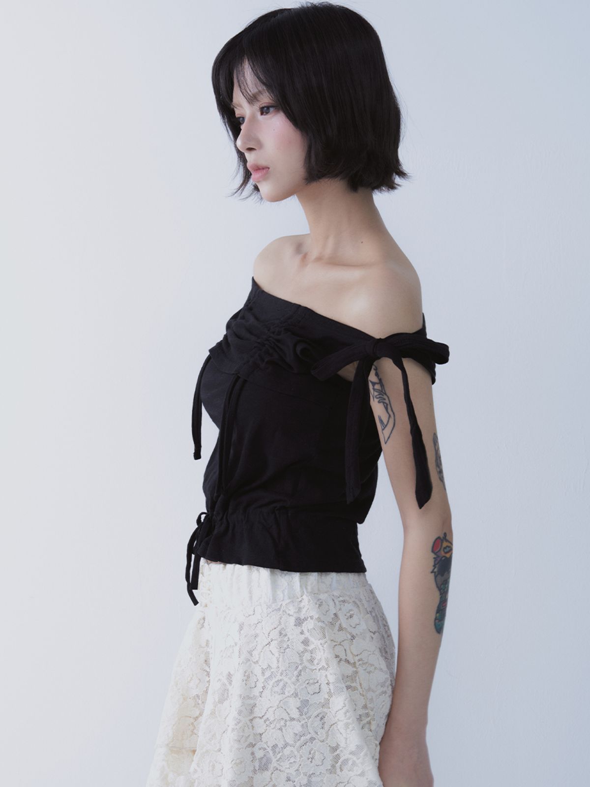 쎄쎄쎄(SETSETSET) RABBIT SHIRRING T-SHIRT BLACK
