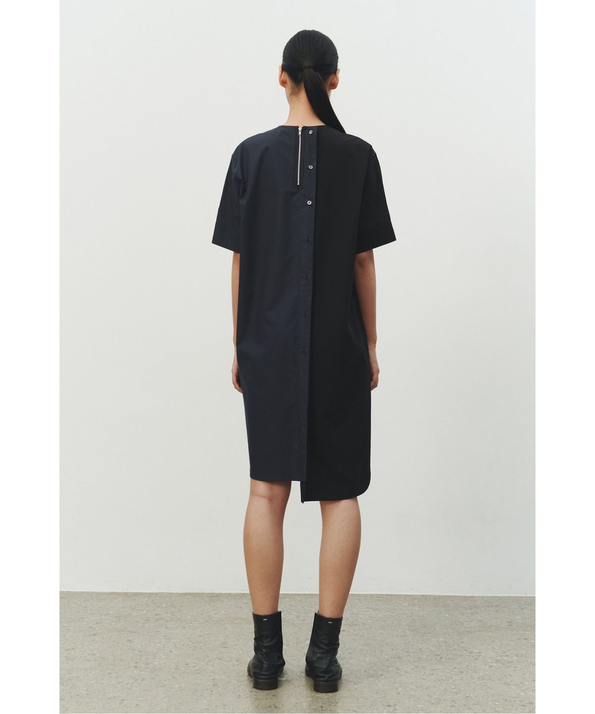 래코드(RECODE) Mock Neck Split Dress_RQDAM25572BKX