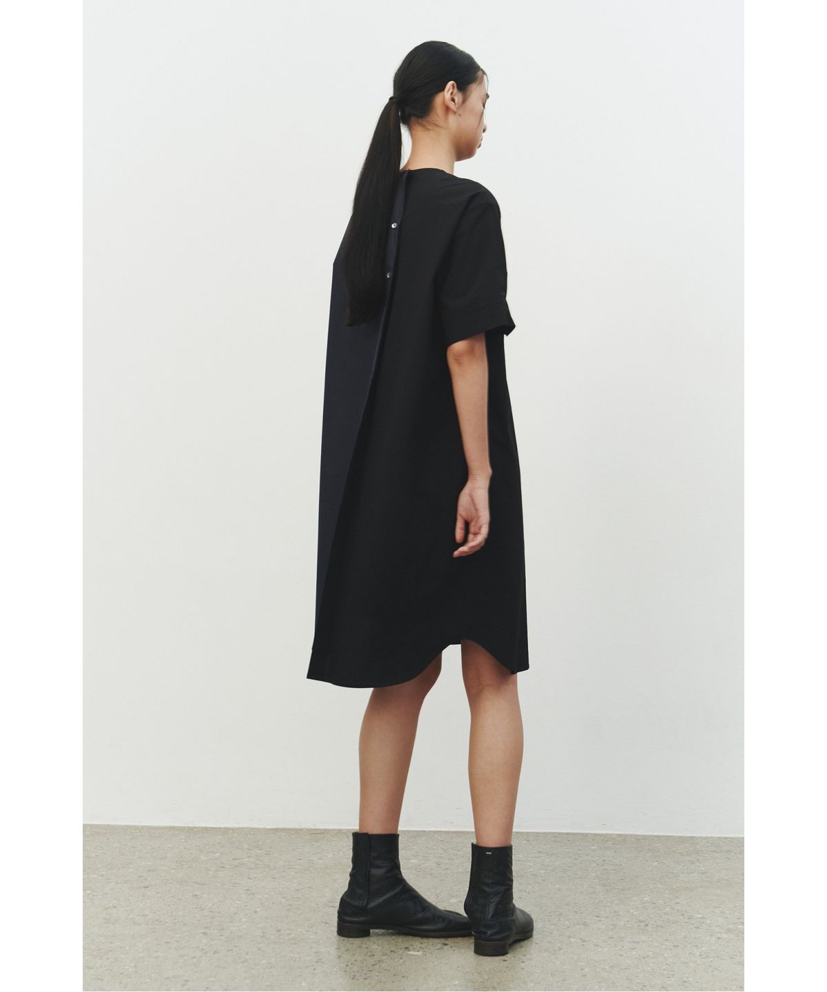 래코드(RECODE) Mock Neck Split Dress_RQDAM25572BKX