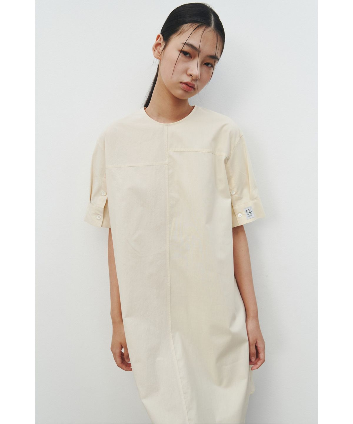 래코드(RECODE) Mock Neck Split Dress_RQDAM25572IVX