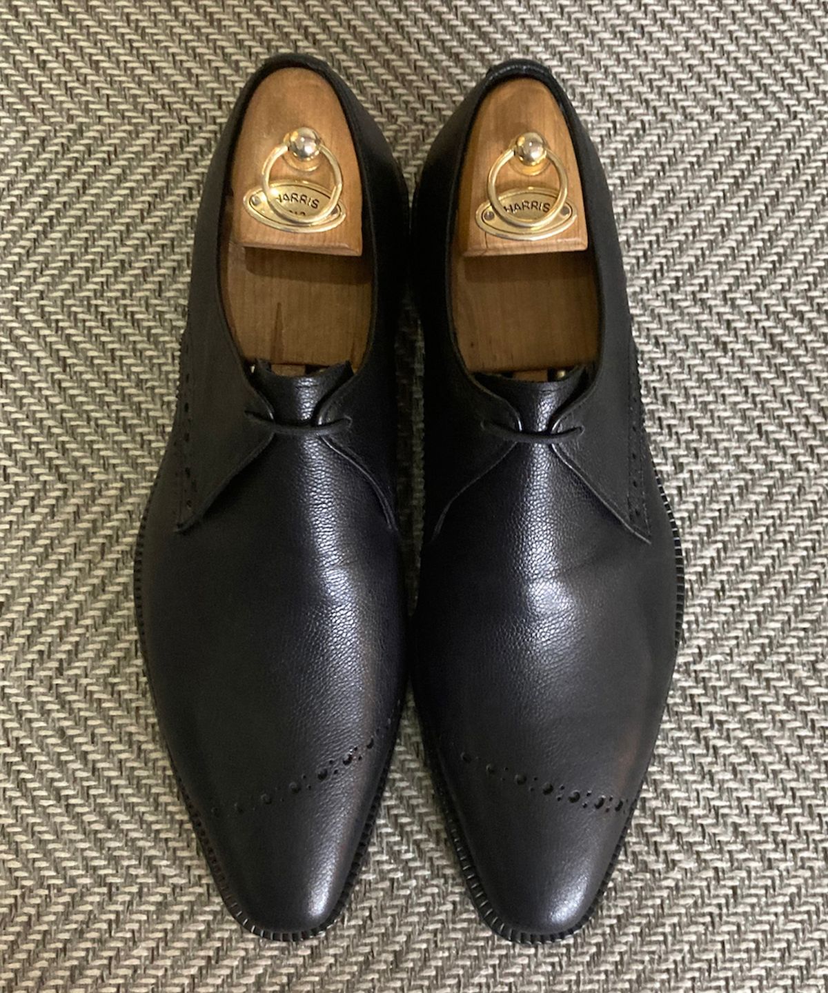 조앤슈(JOENSHOE) 콘체르토 브로깅 홀컷 옥스퍼드 오플블랙