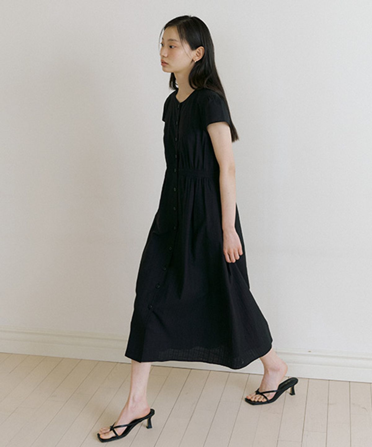 링서울(LINGSEOUL) button shirring dress-black