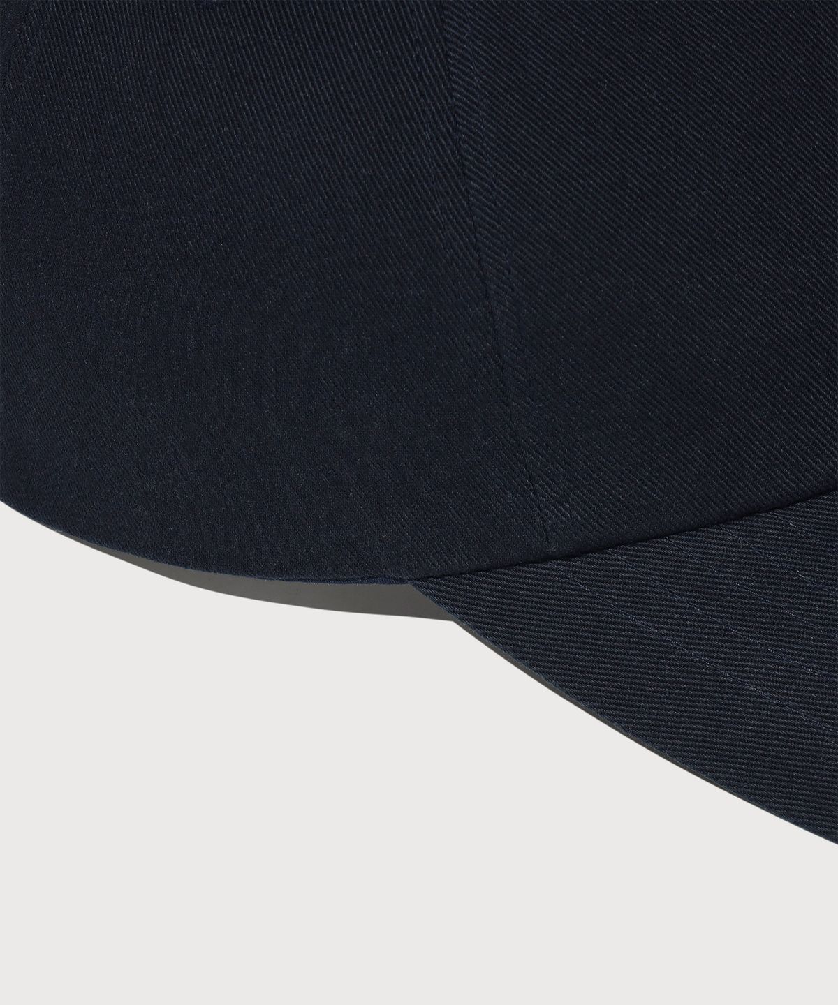 커버낫(COVERNAT) [코지 핏] 워싱 C로고 B.B캡 Dark Navy