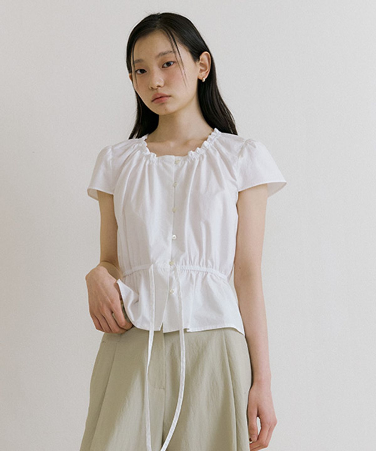 링서울(LINGSEOUL) shirring Peplum blouse-ivory