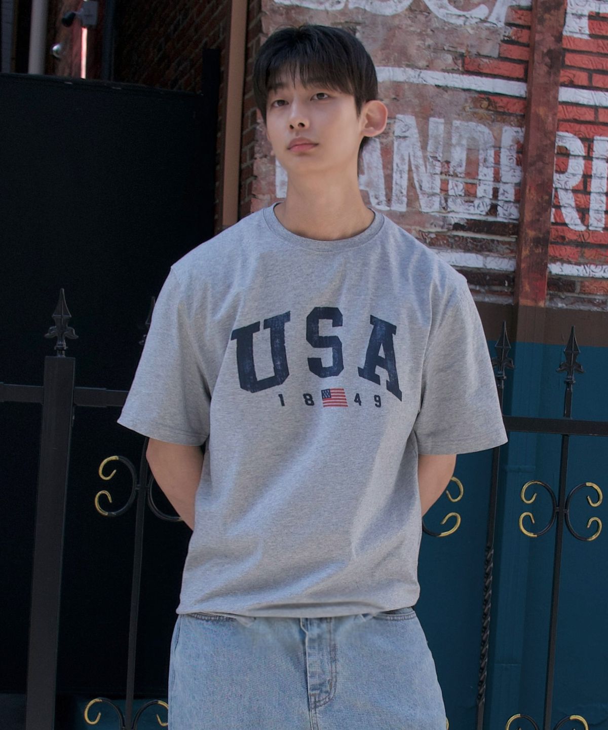 후아유(WHO.A.U) USA Printing T-shirt / WHRPG2405U