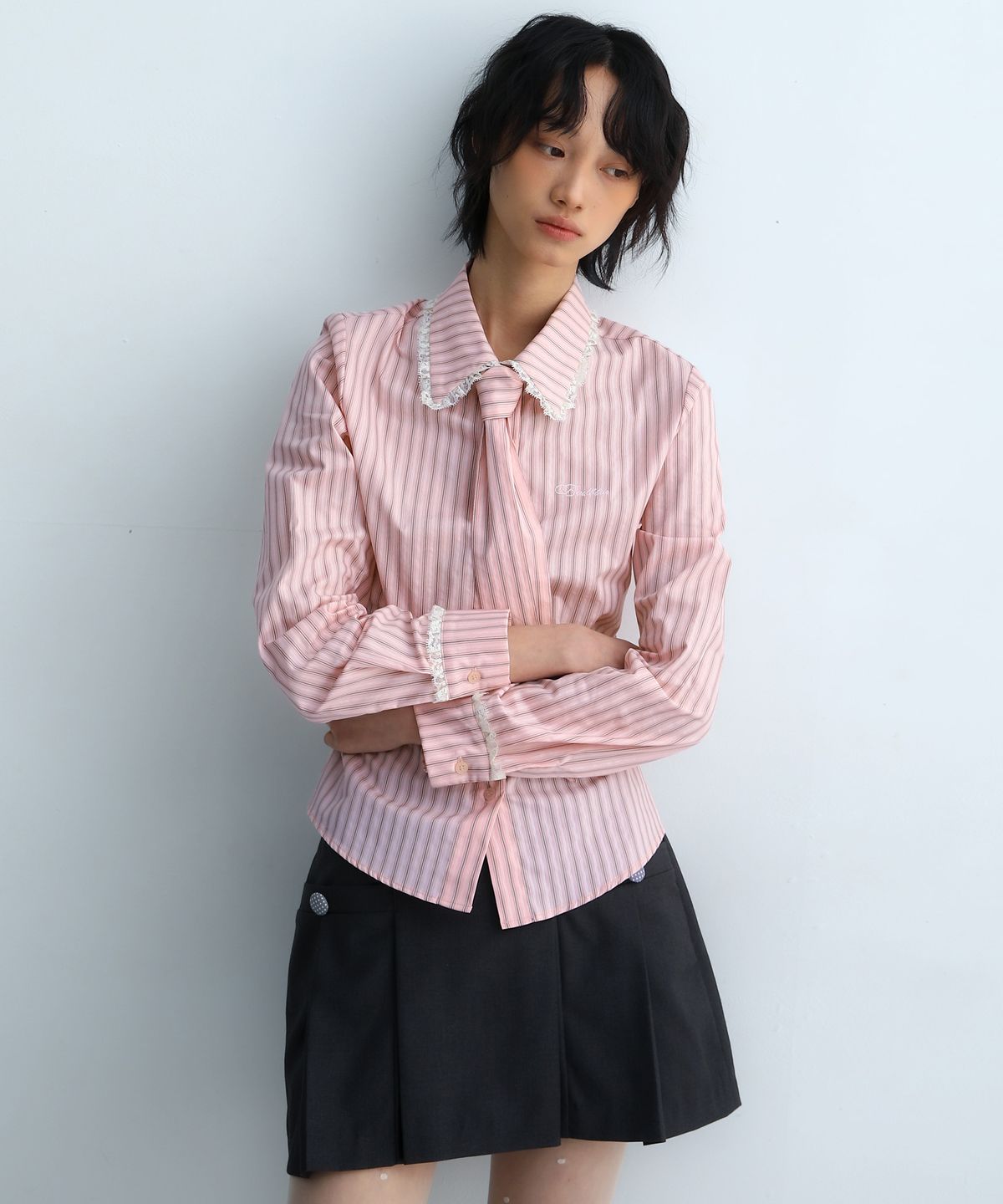 배드블루(BADBLUE) Stripe Lace Tie Shirt Pink