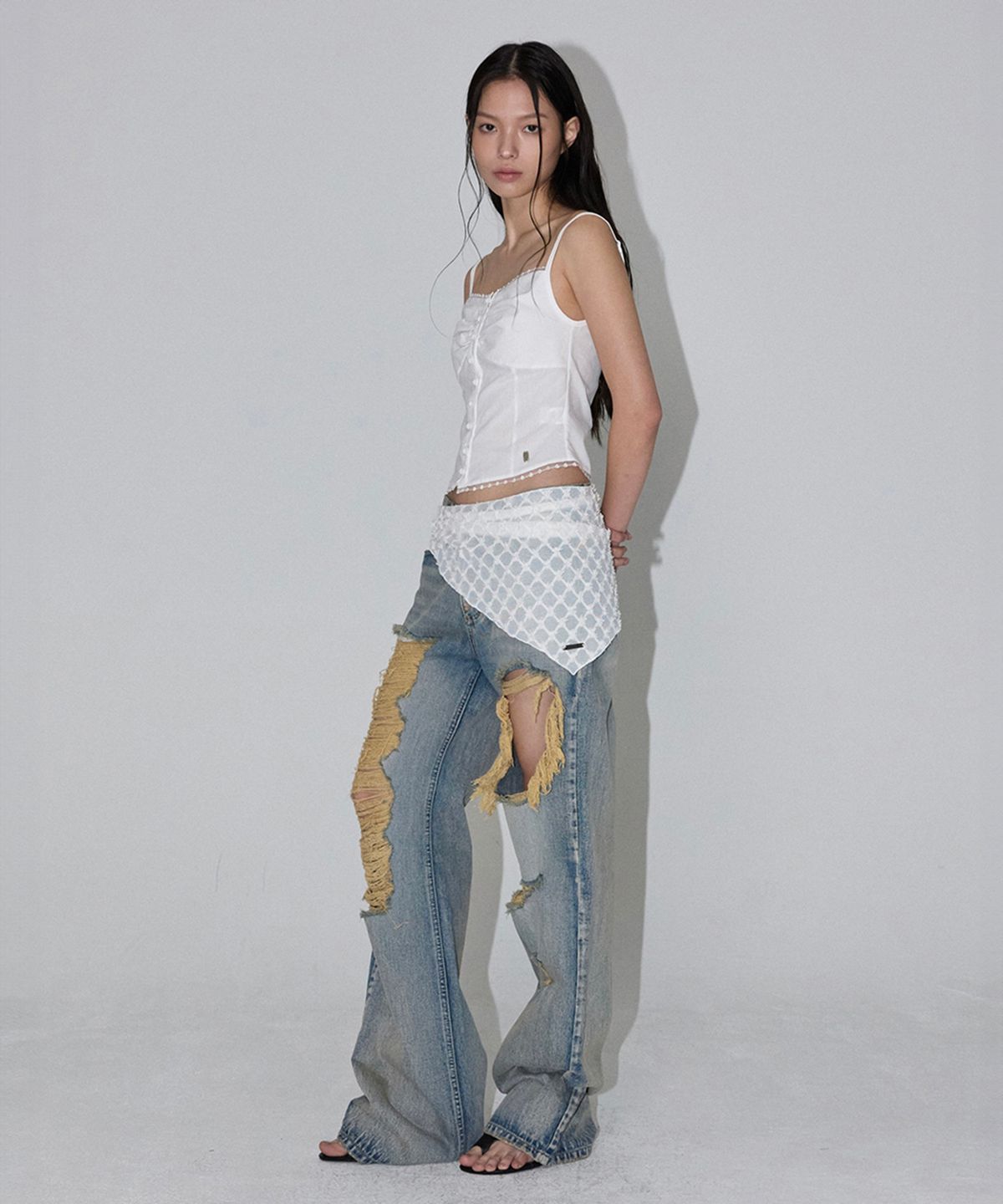 이네기(INEGI) Tassel Scarf (ivory)