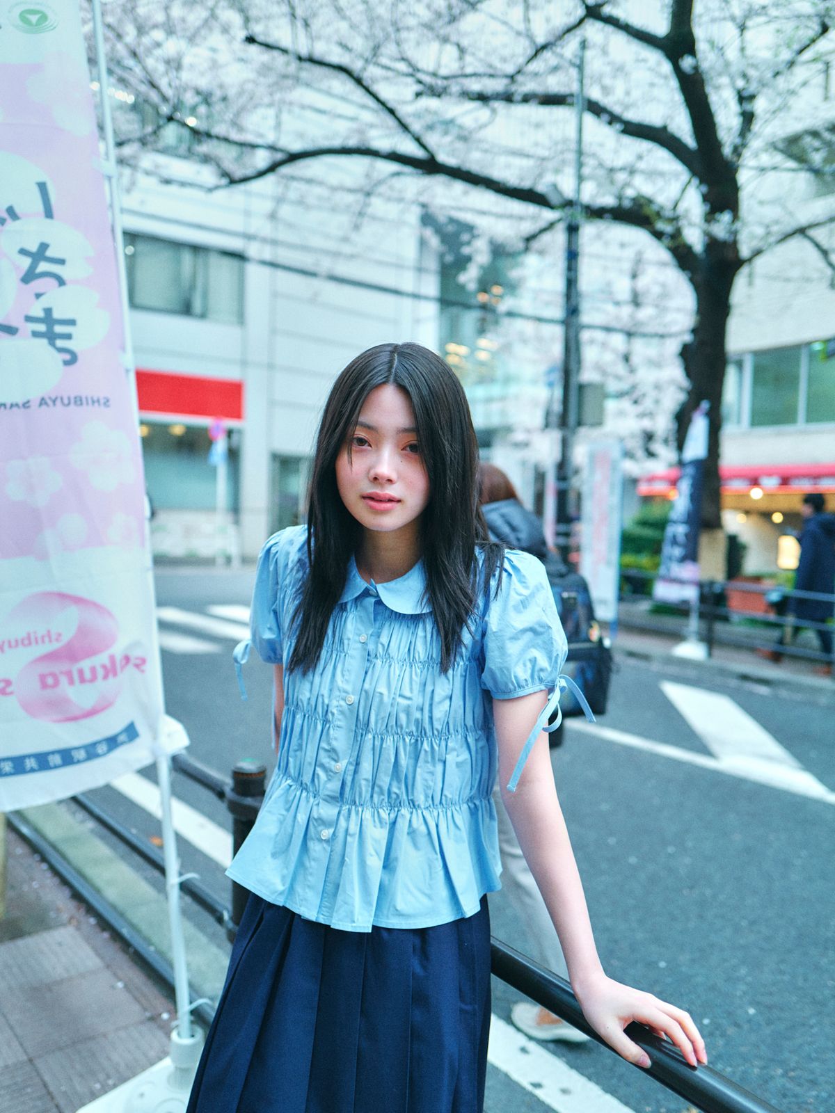 로액슈얼(LO AXUAL) SHIRRING PUFF SHIRTS_SKYBLUE