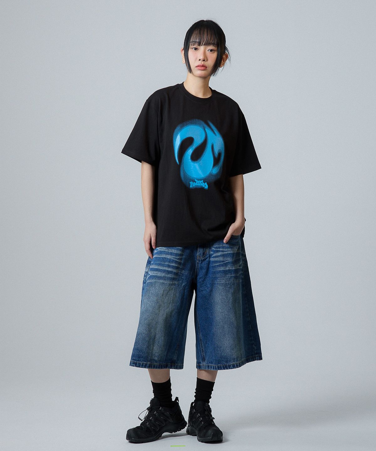 낫띵이즈베럴댄미(NOTHINGISBETTERTHANME) SIGNATURE SYMBOL TEE_black