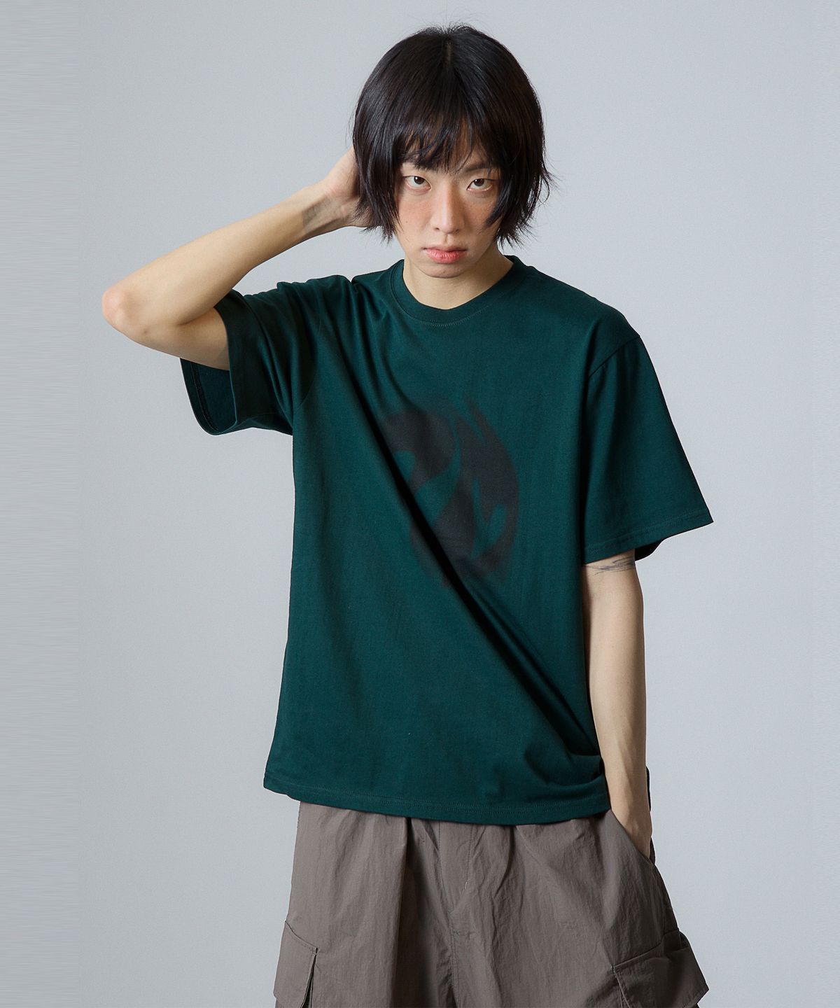 낫띵이즈베럴댄미(NOTHINGISBETTERTHANME) SIGNATURE SYMBOL TEE_green
