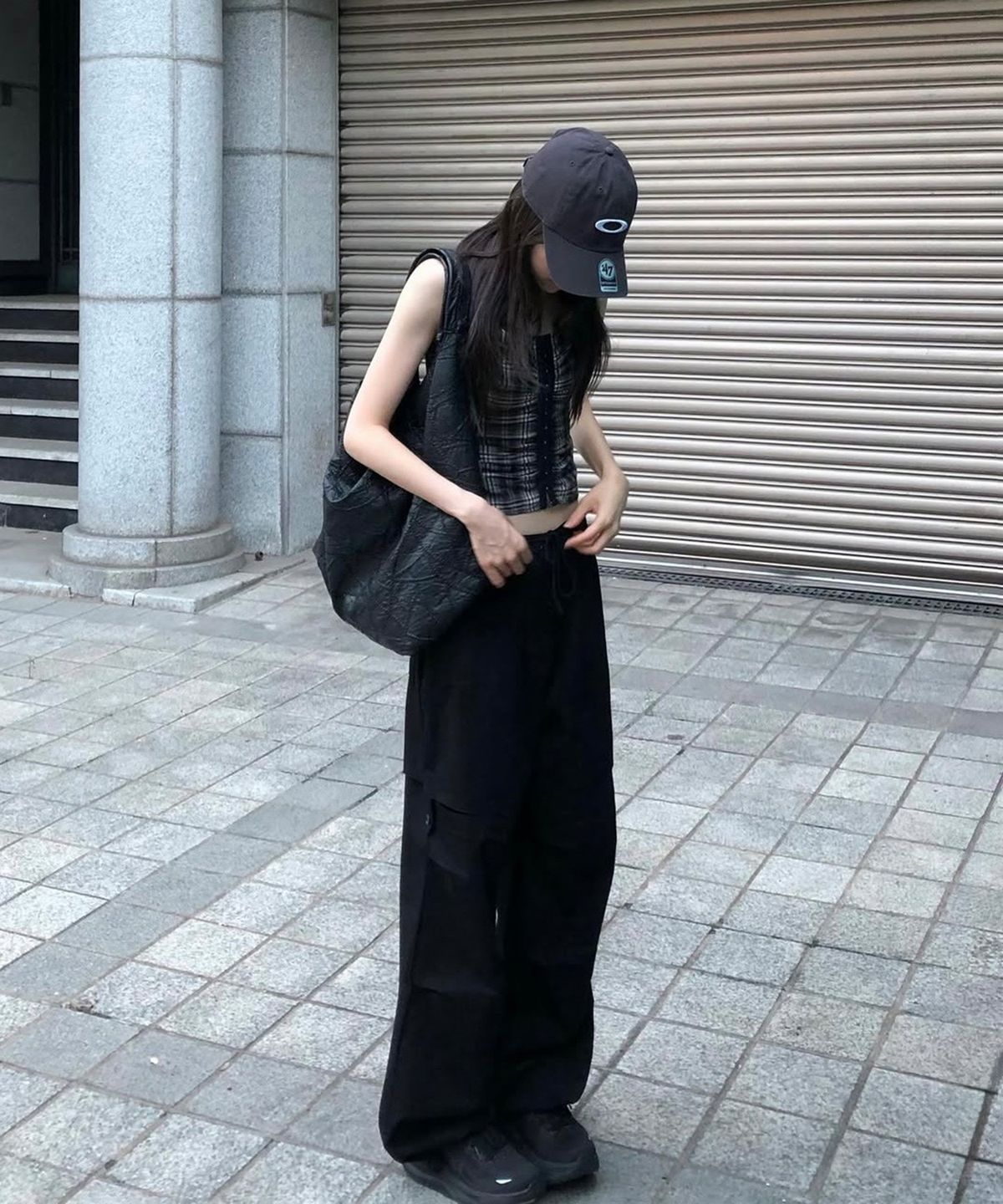 이네기(INEGI) Organic Slit String Pants (black)