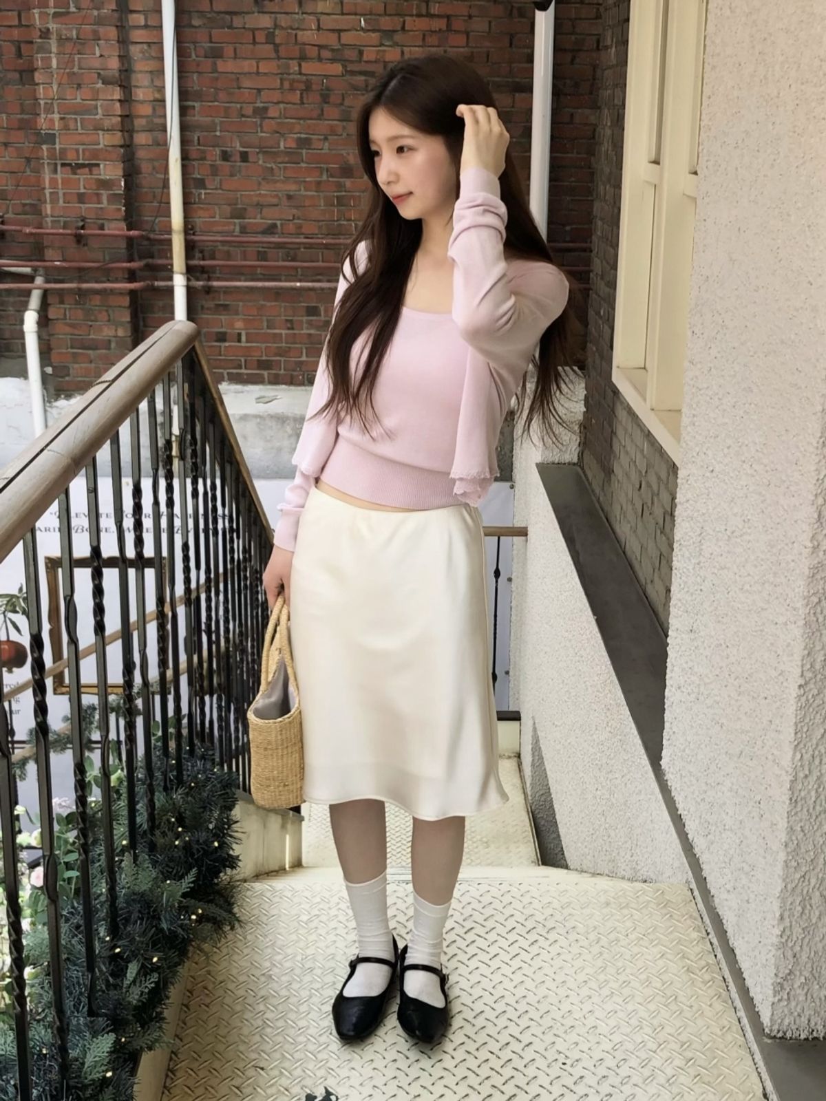 르니나(LENINA) DIANA satin midi skirt_IVORY