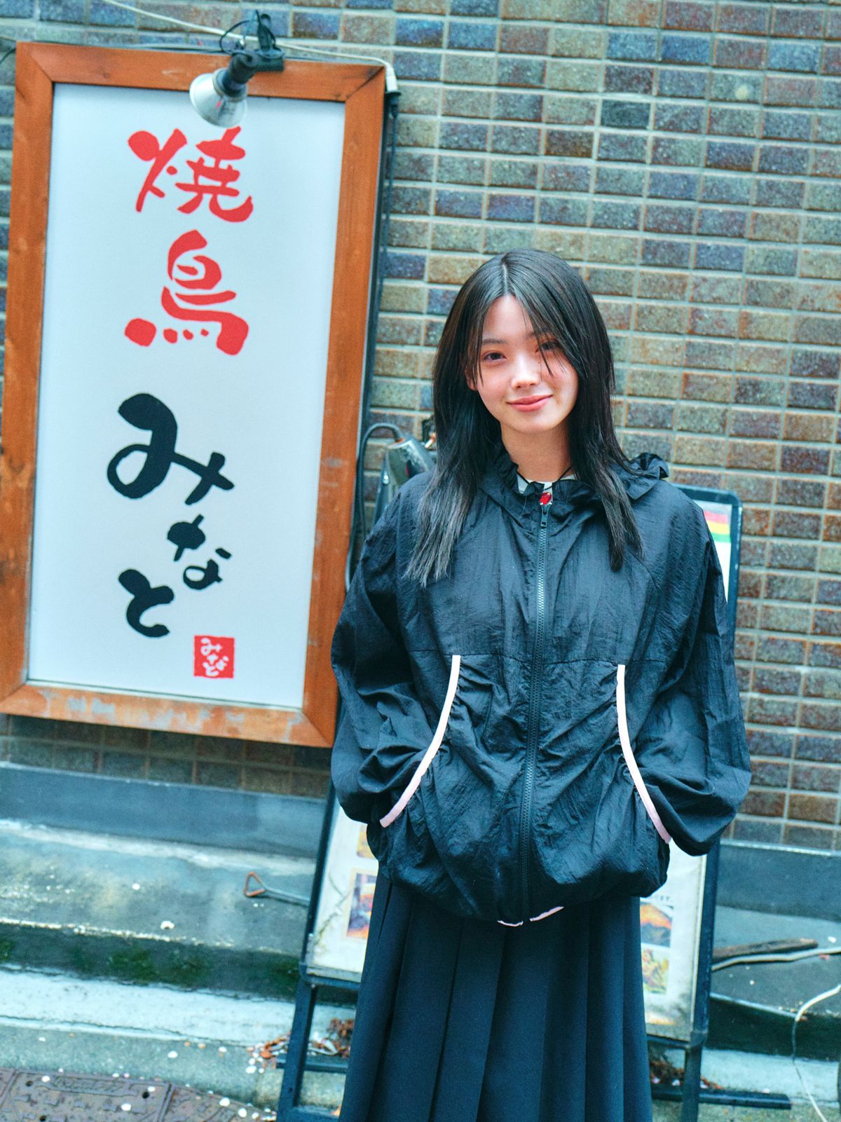 로액슈얼(LO AXUAL) OVERSIZED FRILL HOODED WINDBREAKER_BLACK
