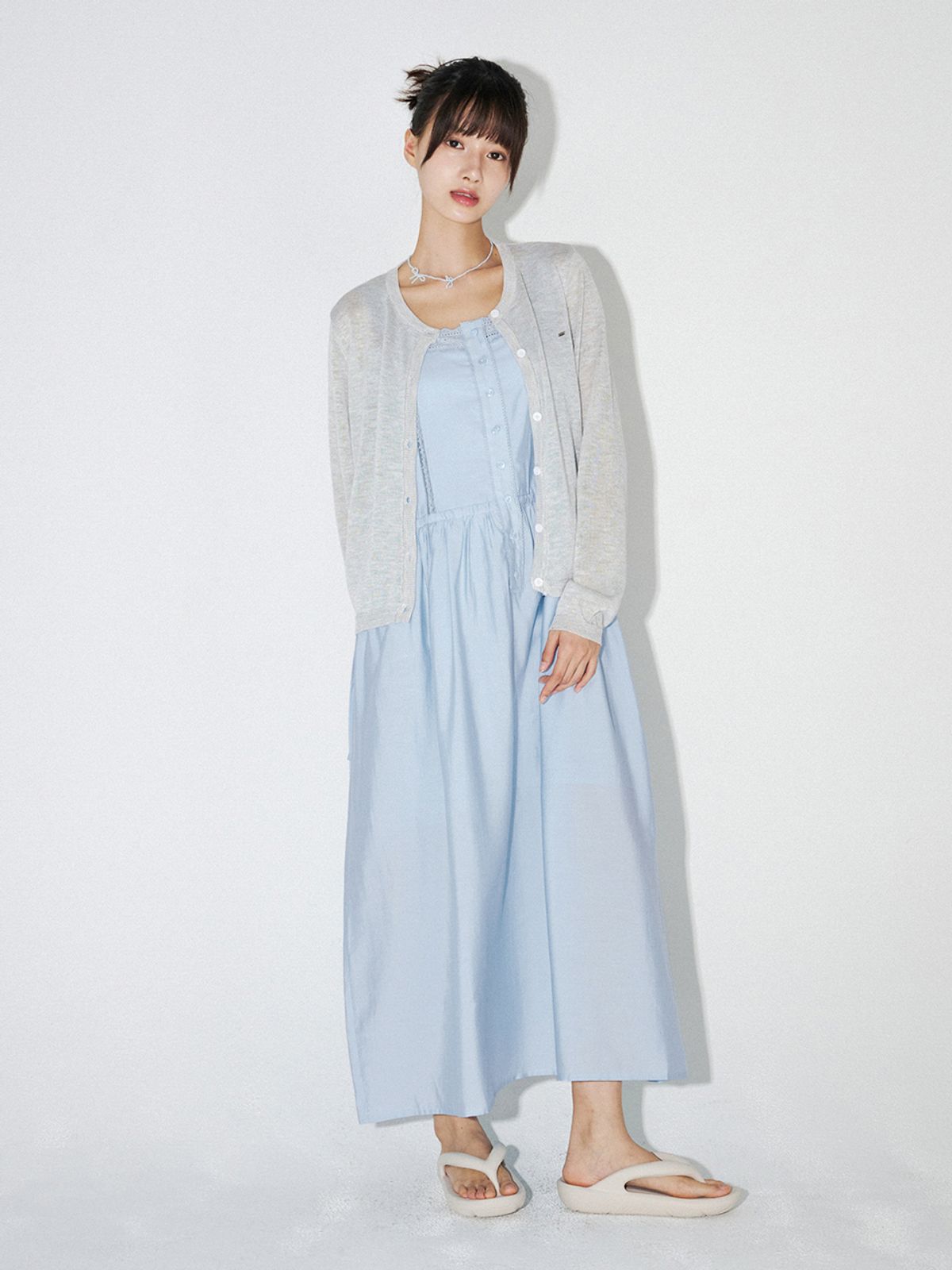 멜로토리(MELLOTORY) 레이스 테이핑 롱 원피스 (라이트블루)