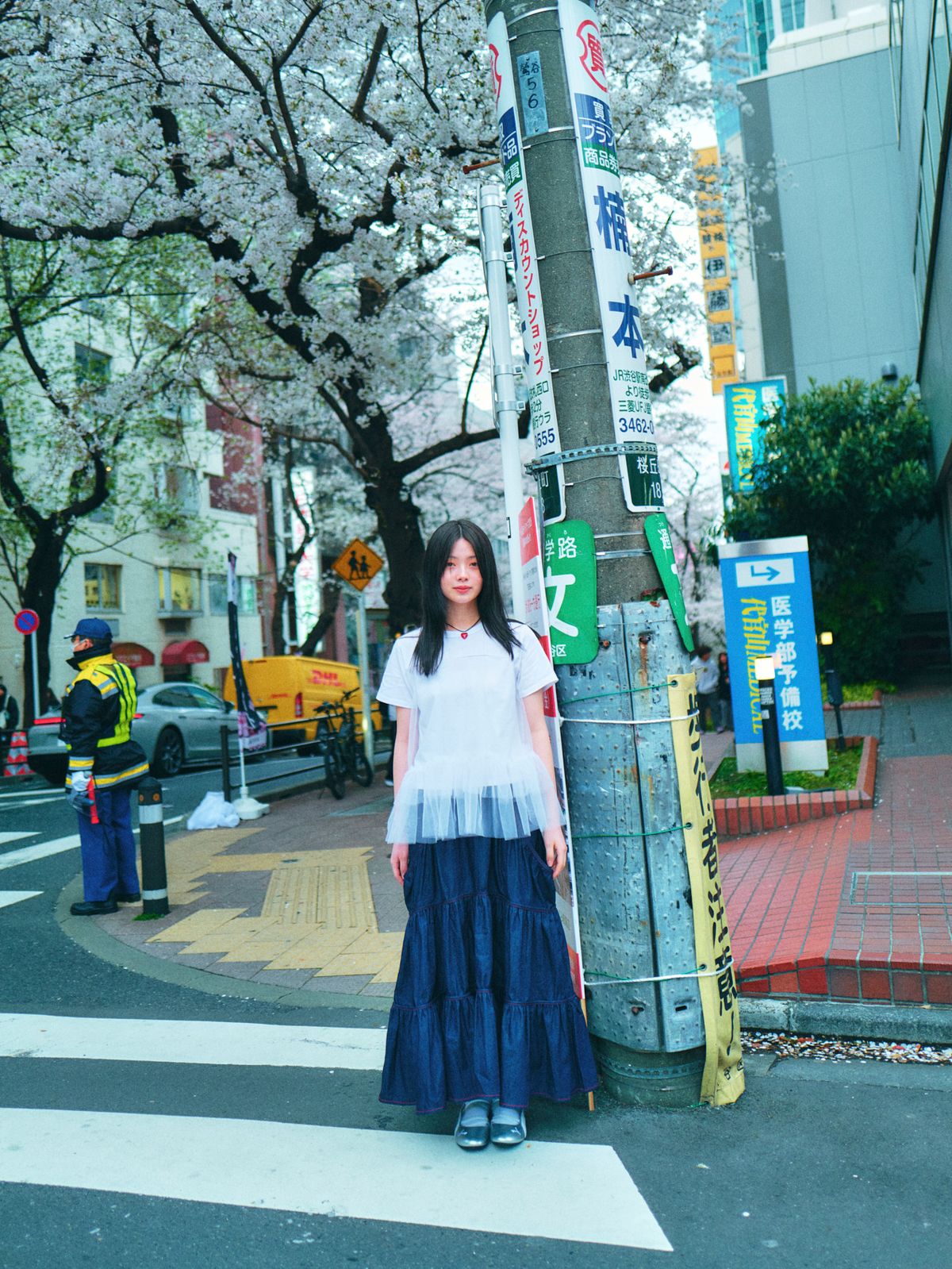 로액슈얼(LO AXUAL) MESH LAYERD FRILL T-SHIRTS_WHITE