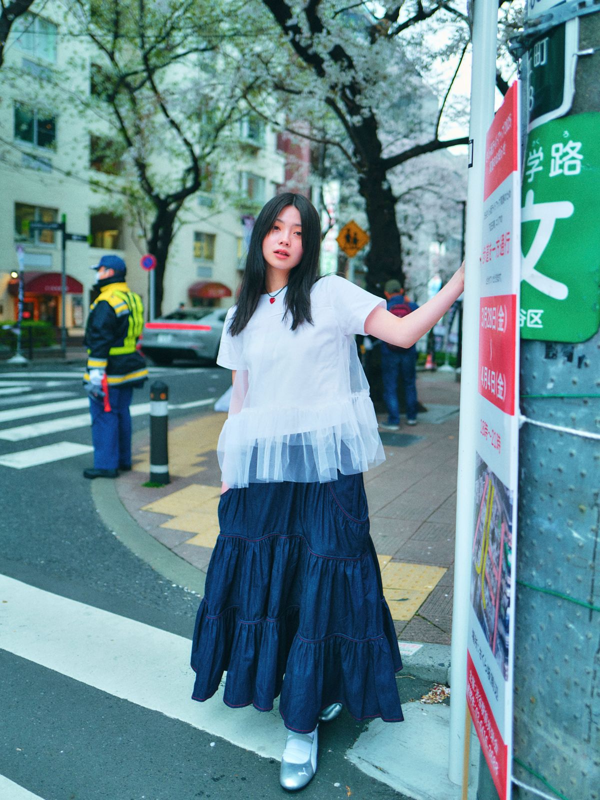 로액슈얼(LO AXUAL) MESH LAYERD FRILL T-SHIRTS_WHITE