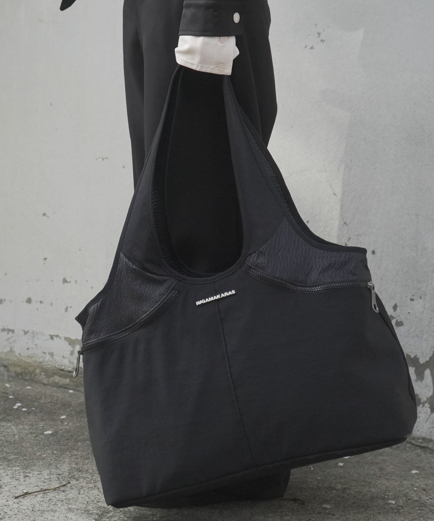 IUGAMAKARAS ■ Nylon Shopper Bag MUSINSA | IUGAMAKARAS Nylon Shopper Bag (Black)