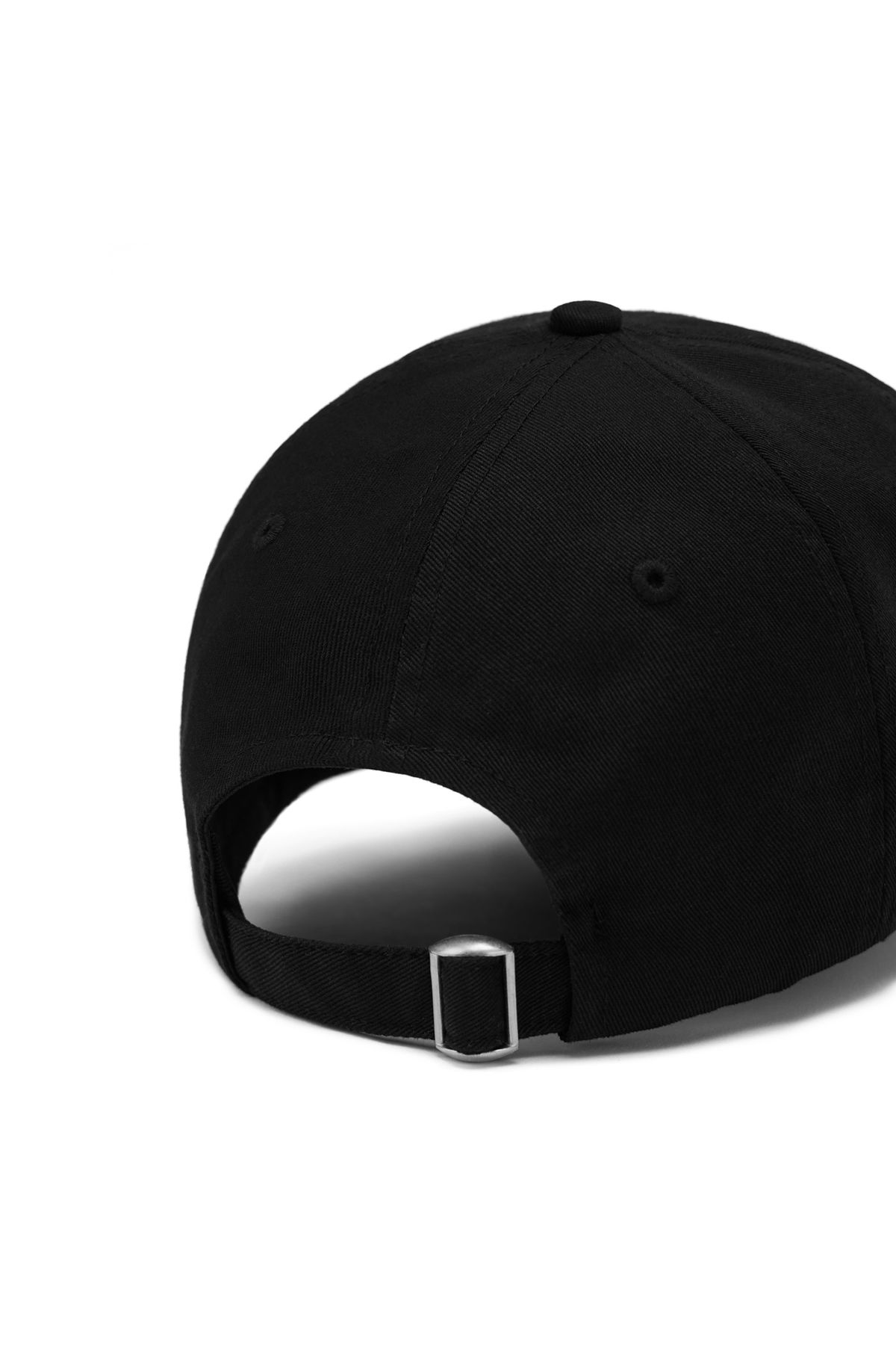 다이닛(DEINET) DEINET BIG LOGO CAP IN BLACK