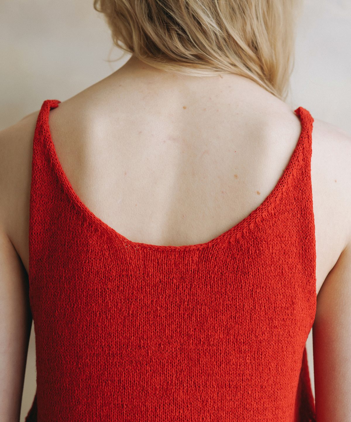 앤니즈(ANDNEEDS) Lizzy knit sleeveless (red)