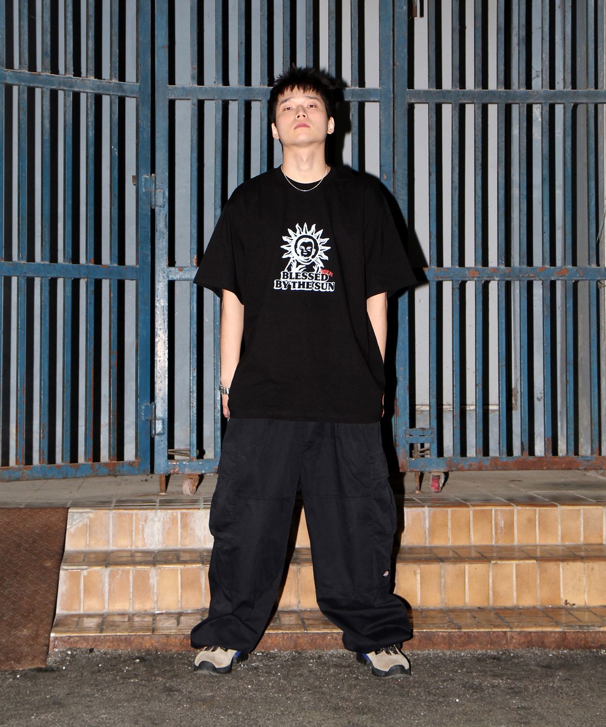 크리건(CRIGUN) blessed by the sun 20s 세미 오버핏 반팔티 BLACK
