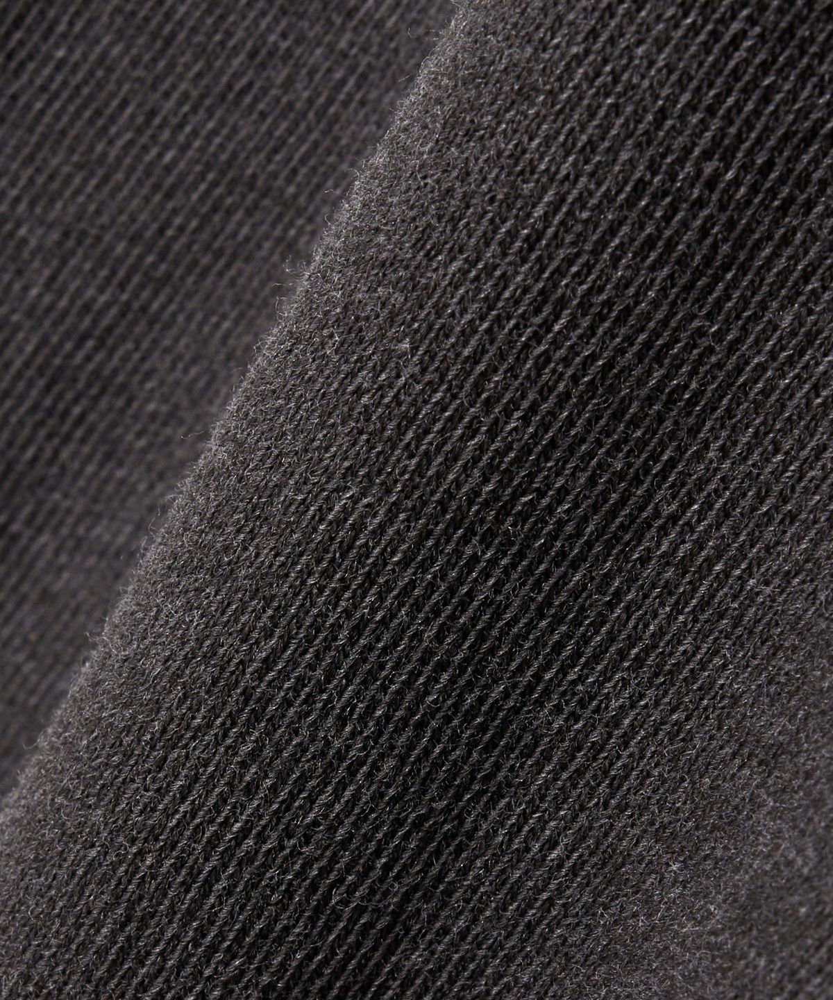 브이투(VTWO) 라이너스 스누피 피그먼트 티셔츠 (CHARCOAL)