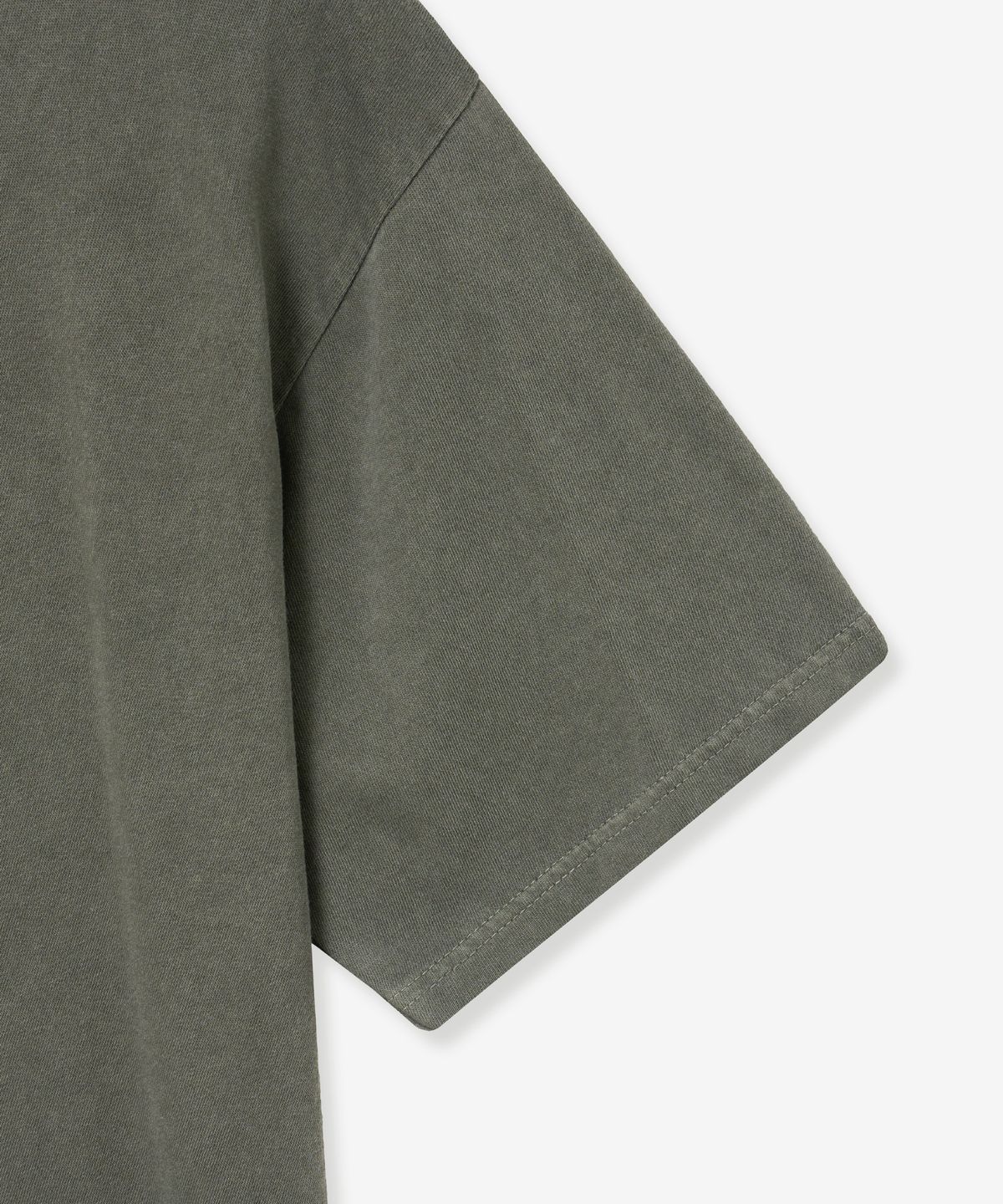 브이투(VTWO) 찰리 브라운 피그먼트 티셔츠 (KHAKI)