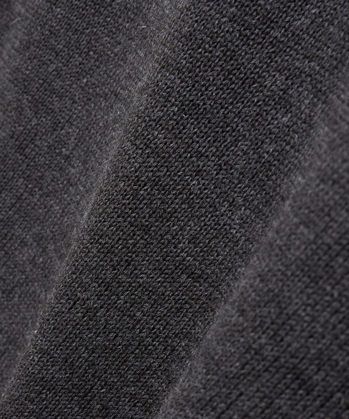 브이투(VTWO) 쿨 워셔블 폴로 니트 (CHARCOAL)