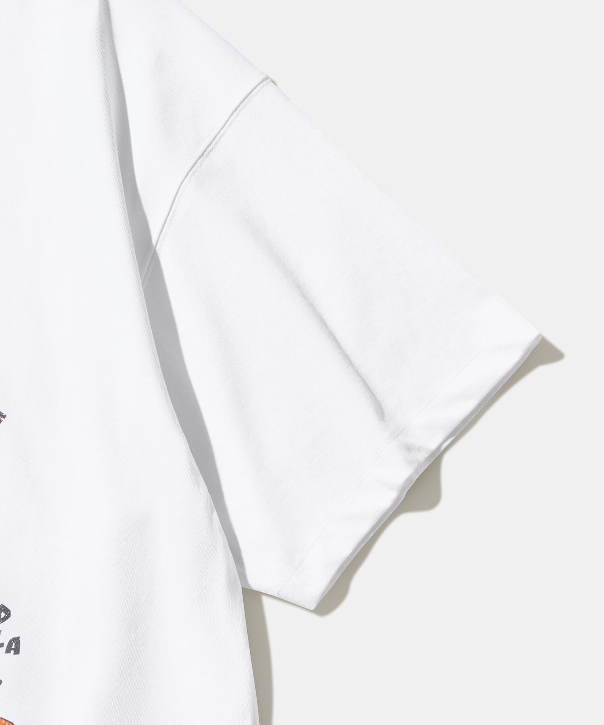 다이아몬드 레이라(DIAMOND LAYLA) KKAHO Showtime Short Sleeve T-shirt T94 White