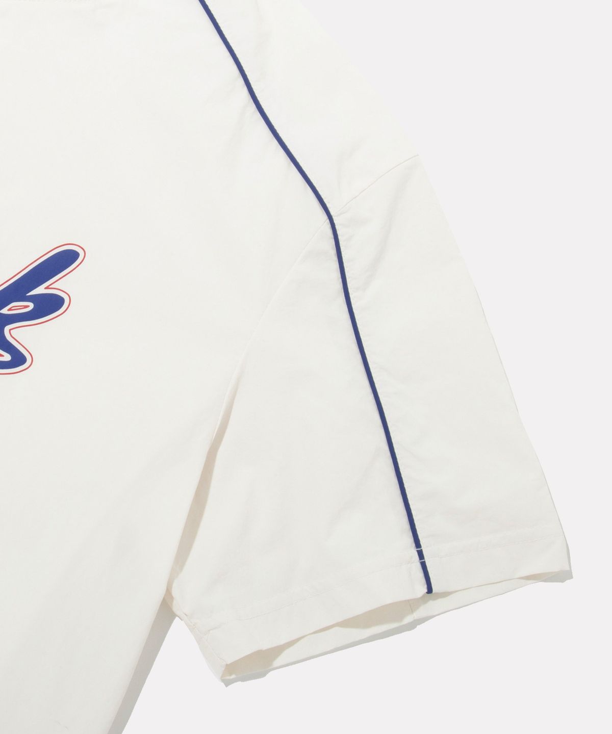 리복(REEBOK) 뉴베이직 레터링 반팔 피스테 - 화이트