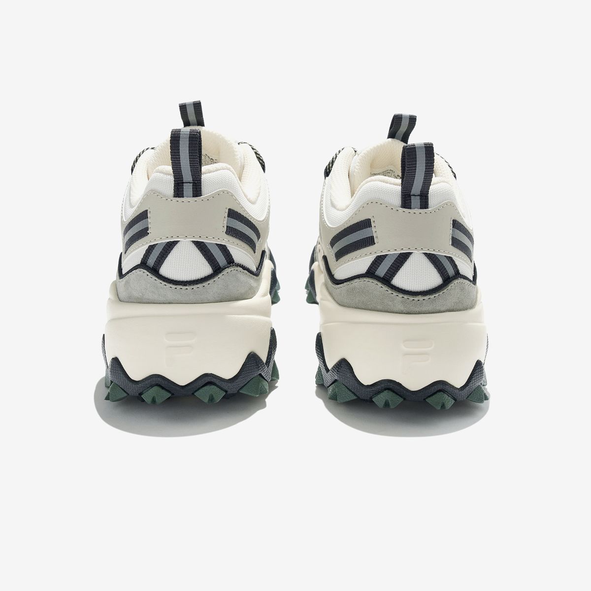 휠라(FILA) 오크먼트 TR v2(1JM02786H067)