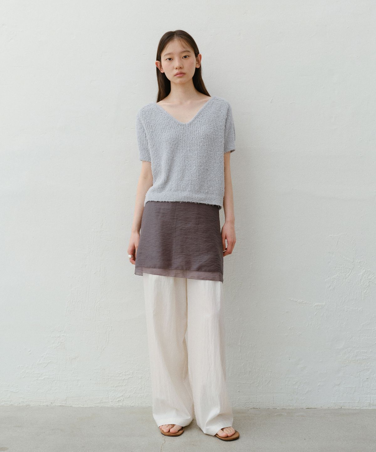 유라고(URAGO) Boucle V-neck half knit