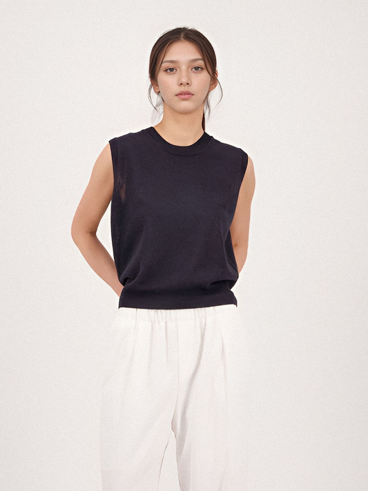 아쿠드(ACUD) Linen Round Neck Sleeveless Knit _Ivory