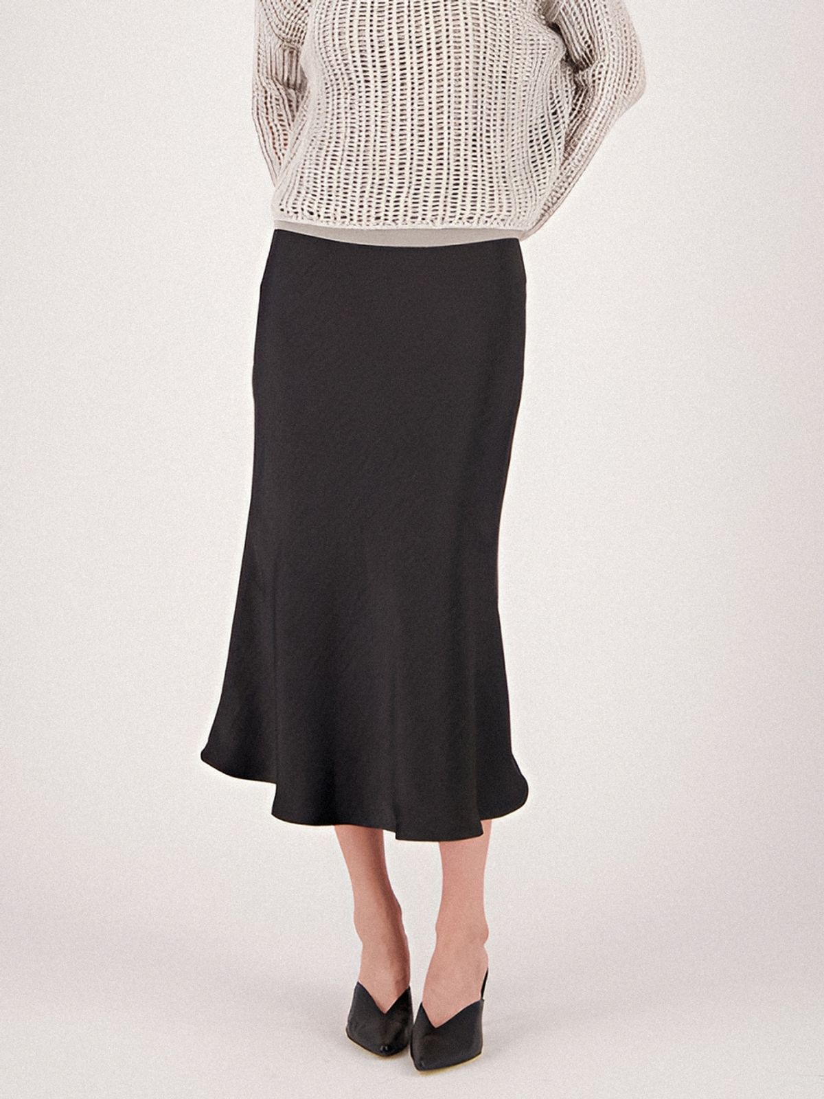 아쿠드(ACUD) Satin A-line Skirt _Black