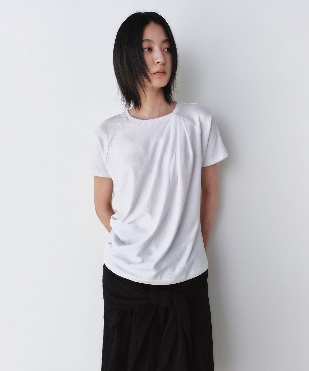인사일런스 우먼(INSILENCE WOMEN) 린넨 코튼 드레이핑 티셔츠 WHITE