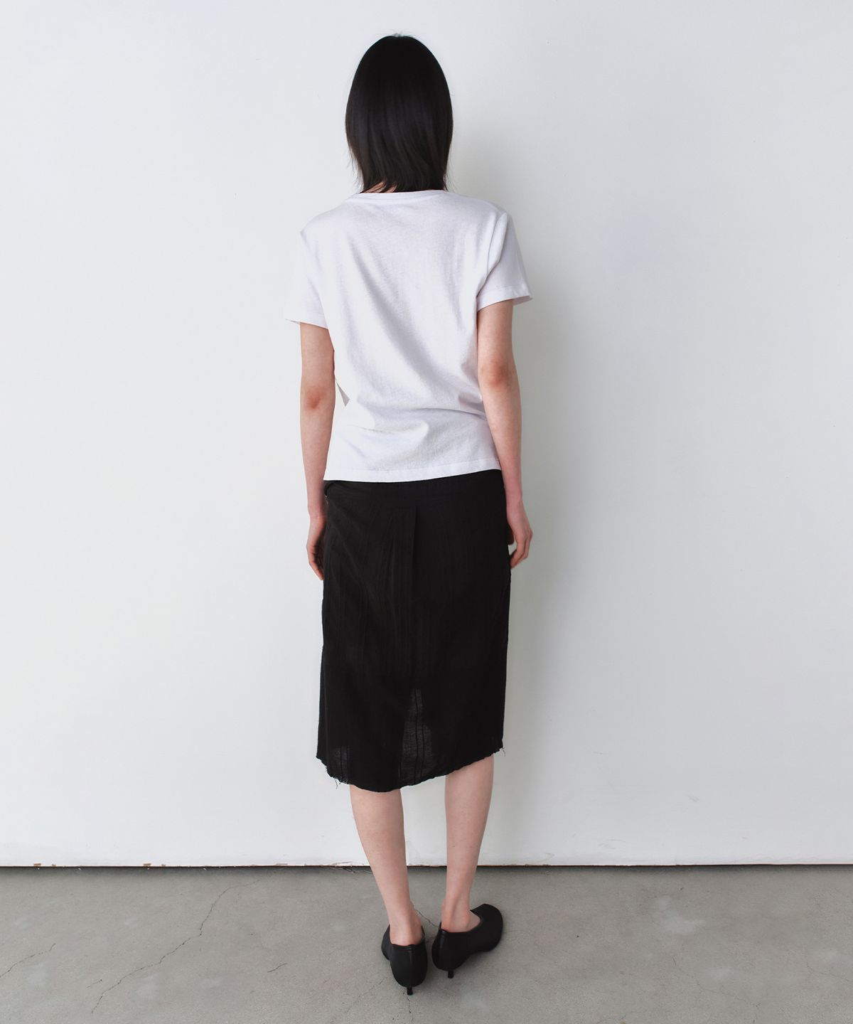 인사일런스 우먼(INSILENCE WOMEN) 린넨 코튼 드레이핑 티셔츠 WHITE