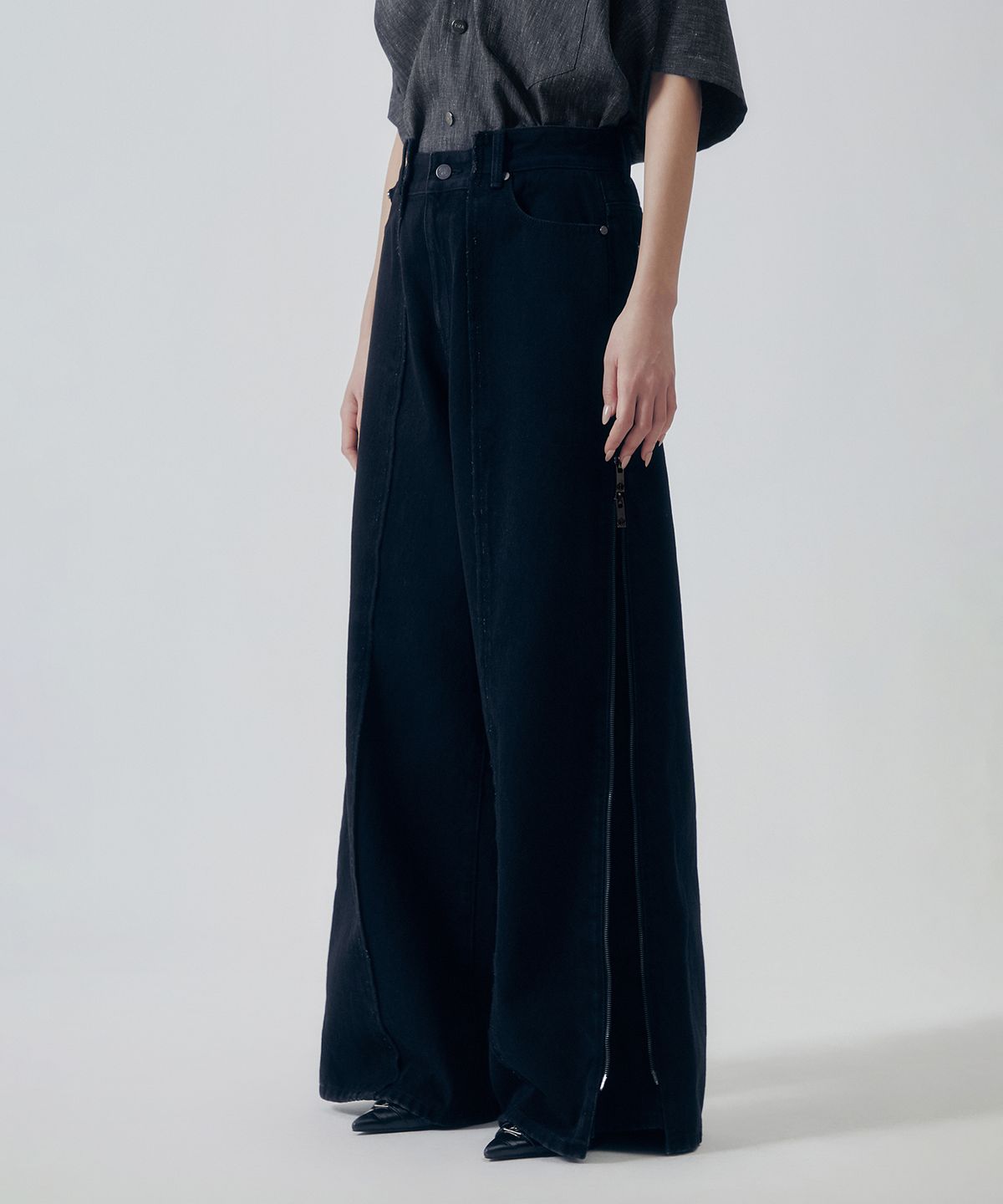 트리밍버드(TREEMINGBIRD) Utility Zipper Denim Pants [ Black ]