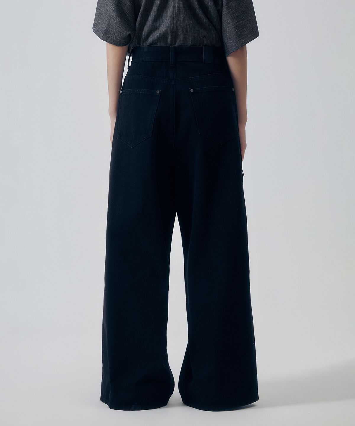 트리밍버드(TREEMINGBIRD) Utility Zipper Denim Pants [ Black ]