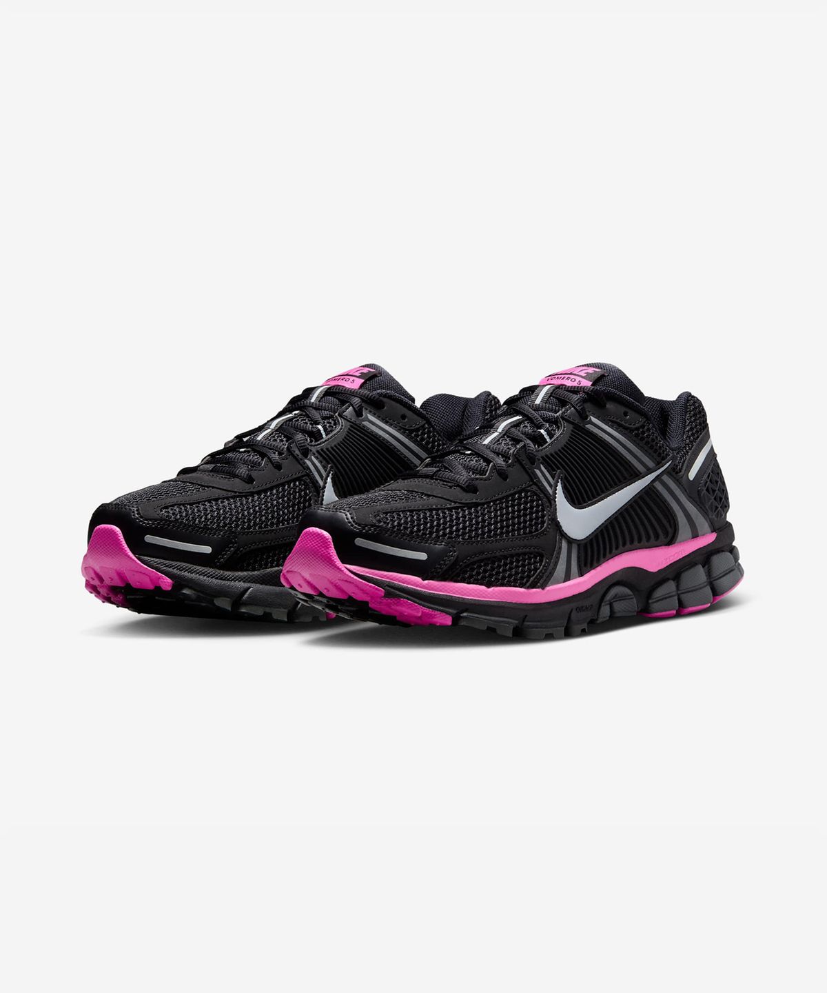 나이키(NIKE) 줌 보메로 5 M - 블랙:앤트러사이트:핑크 블라스트:메탈릭 플래티넘 / FB9149-004