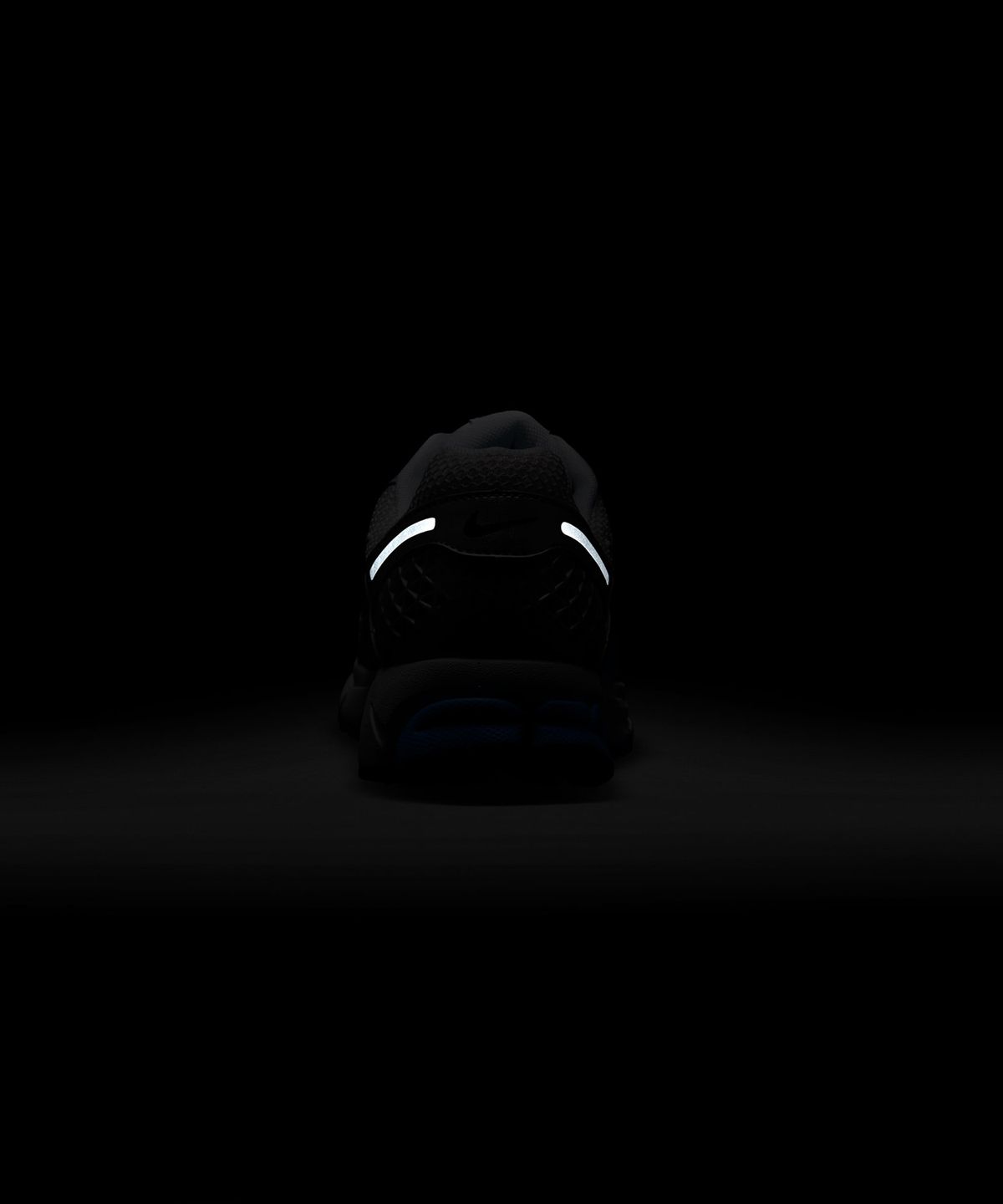 나이키(NIKE) 줌 보메로 5 M - 화이트:퓨어 플래티넘:유니버시티 블루:블랙 / FJ4151-101