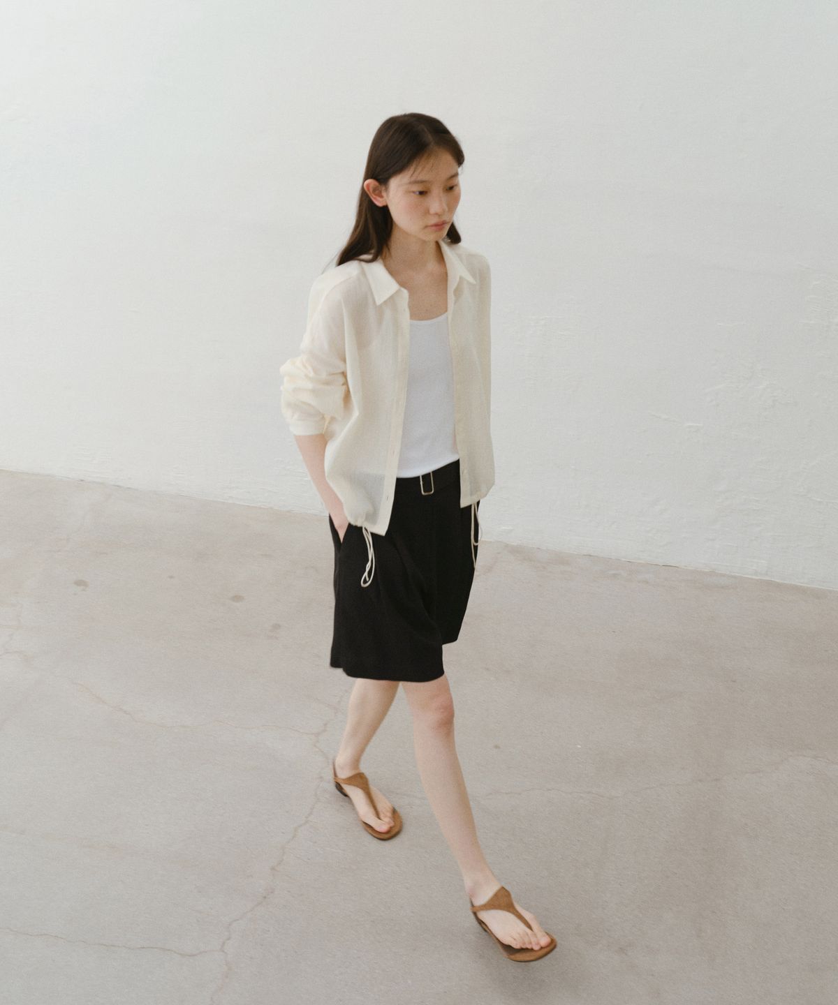 유라고(URAGO) Belted linen half pants