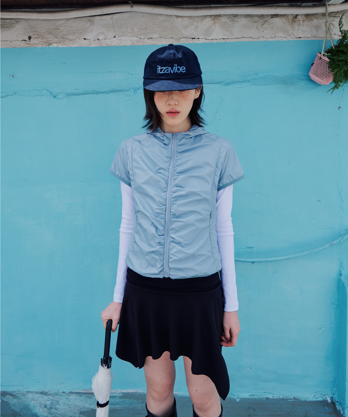 잇자바이브(ITZAVIBE) SYMBOL LOGO CAP - NAVY