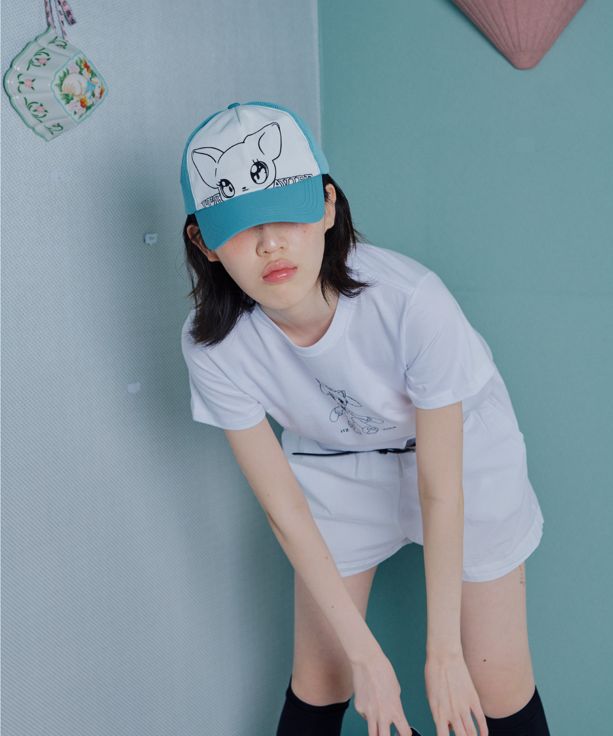 MUSINSA | ITZAVIBE CAT MONSTER TRUCKER CAP - SKYBLUE