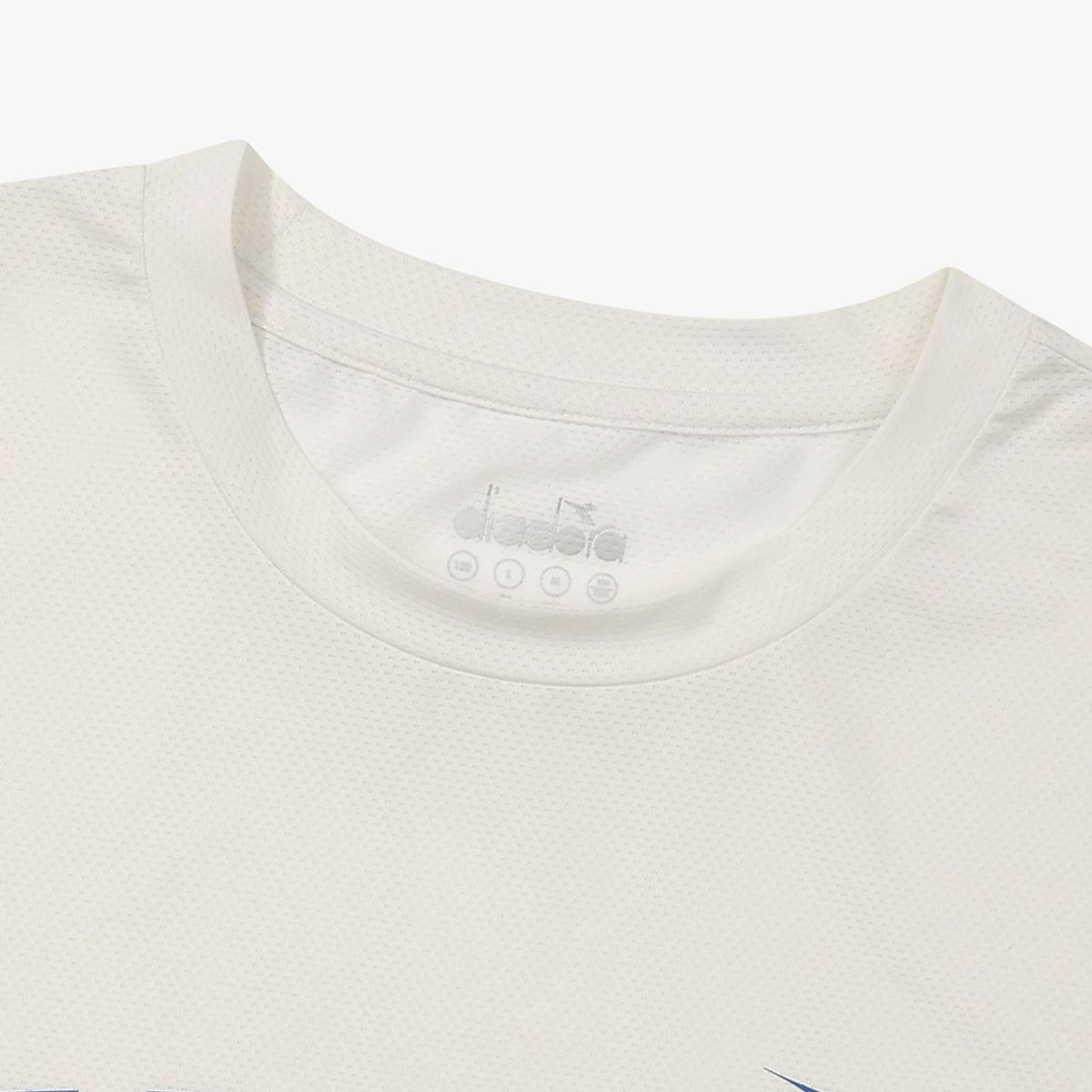 디아도라(diadora) 퍼포먼스 로고 메쉬 반팔 티셔츠 OFF WHITE