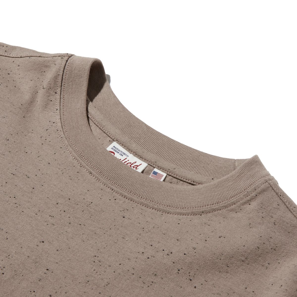 펜필드(PENFIELD) 네티컬 자수 네프사 반팔티 브라운_FR2KT39U