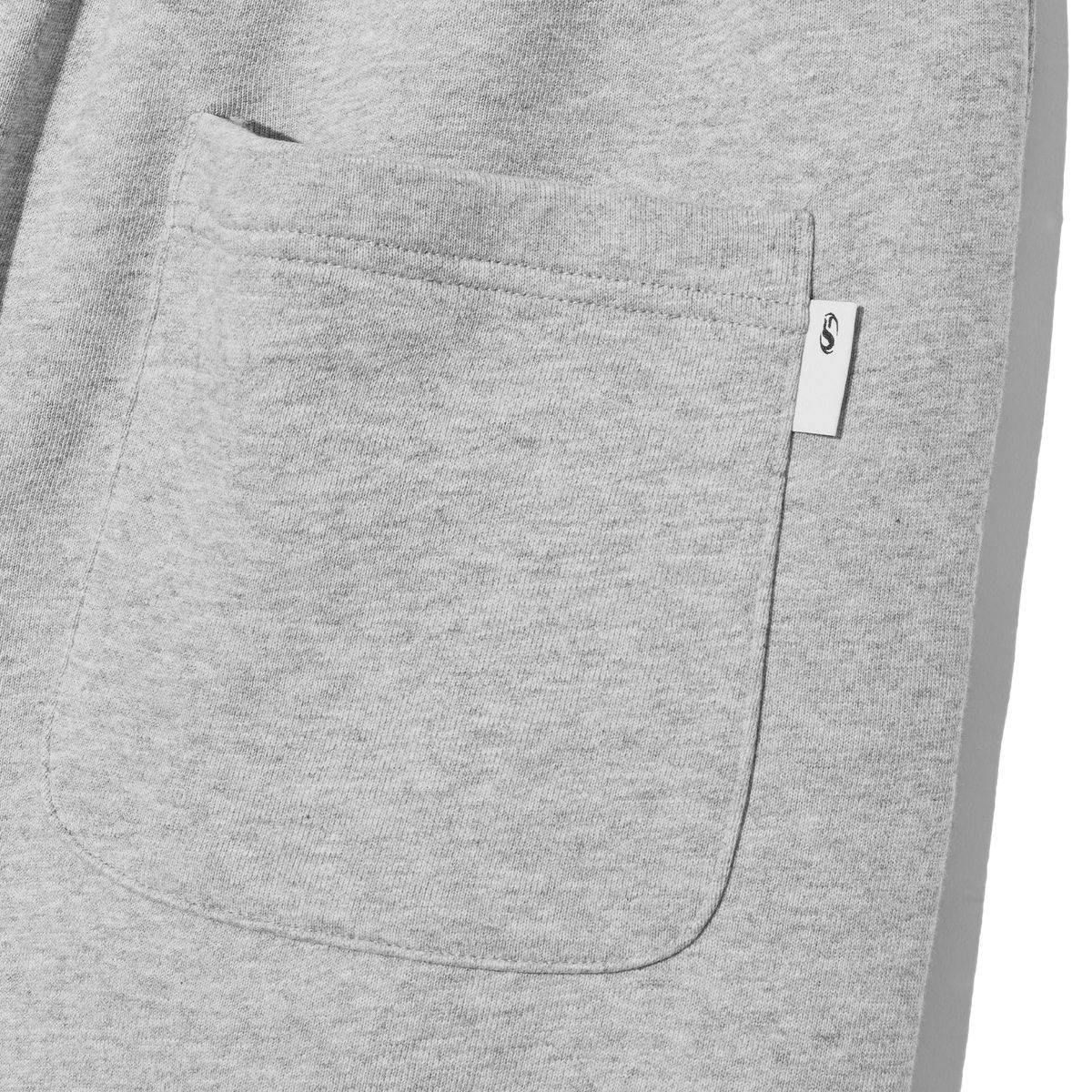 필루미네이트(FILLUMINATE) 키링 루프 스웨트 쇼츠-멜란지그레이