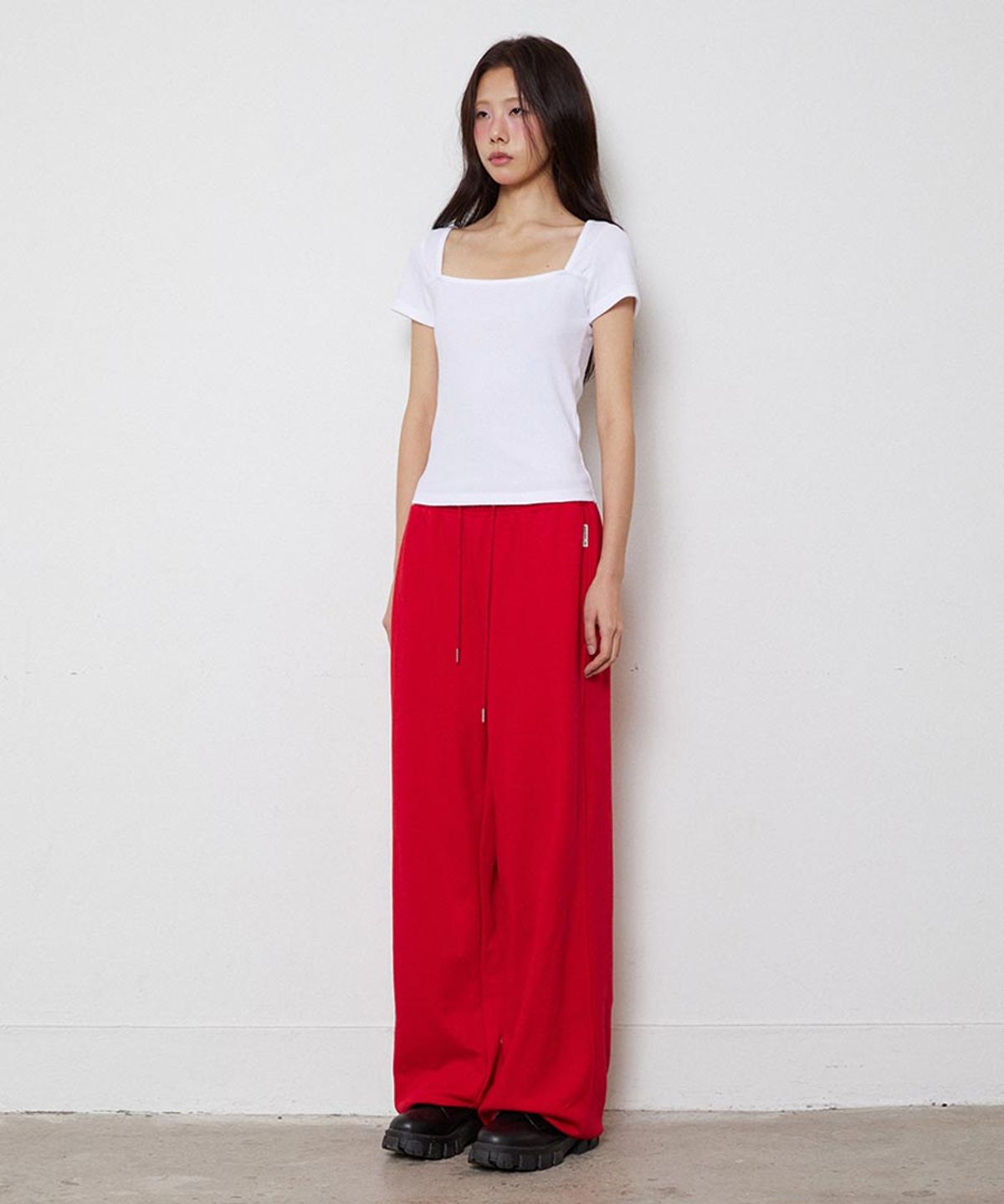 렌세(RENSE) Square Neckline Short Sleeved T-shirt White