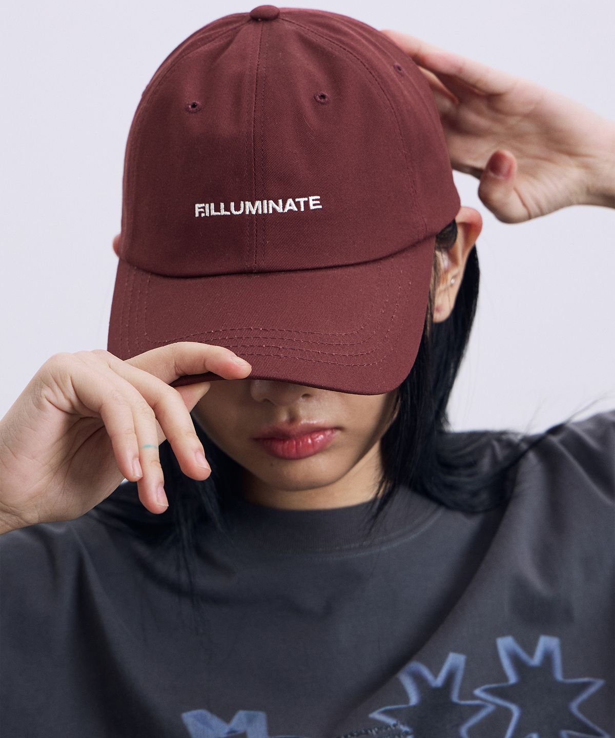 필루미네이트(FILLUMINATE) 어센틱 로고 볼 캡-와인
