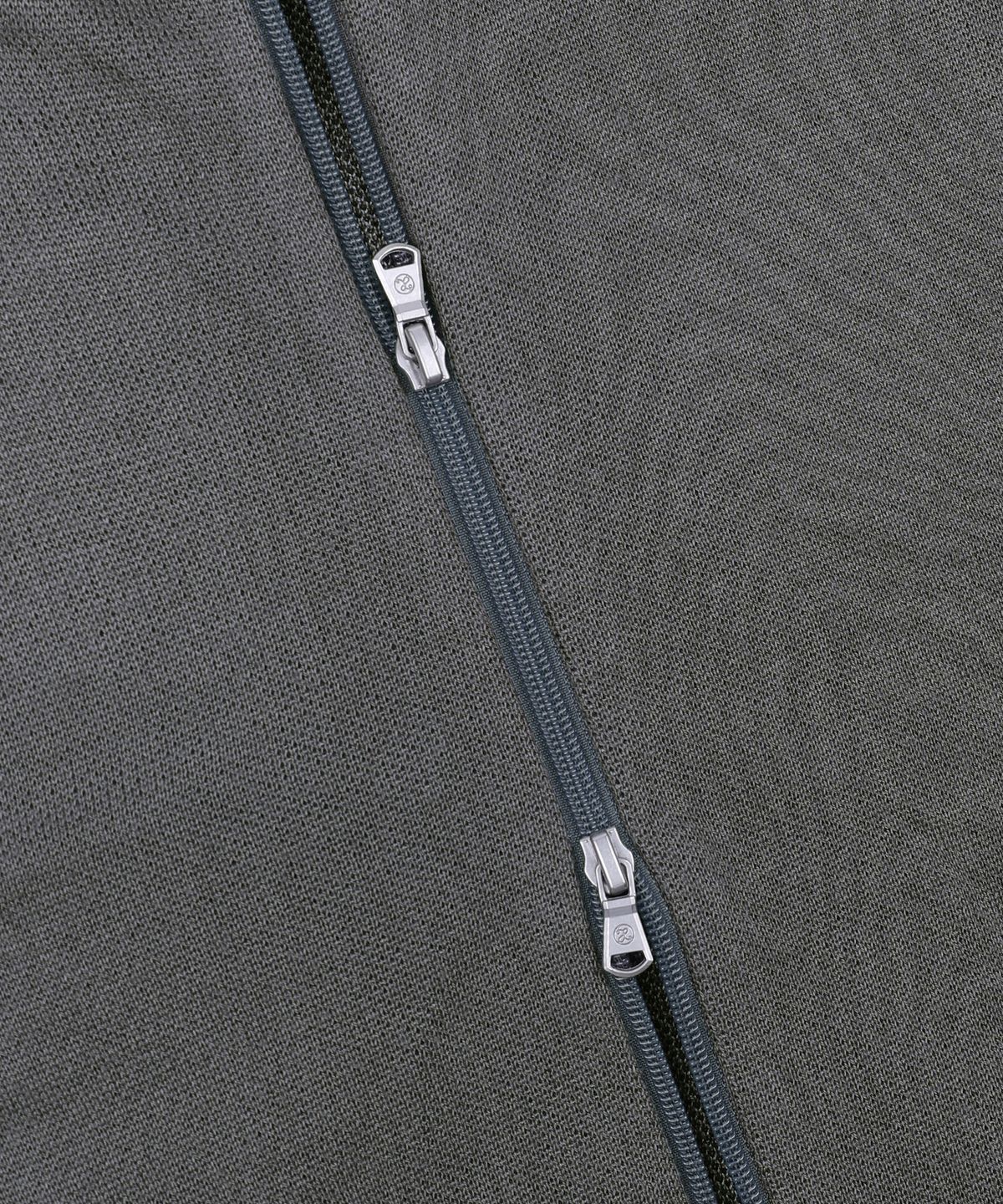 엑스톤즈(XTONZ) XTK151 레오파드 라운드 반팔 니트 집업 (GRAY)